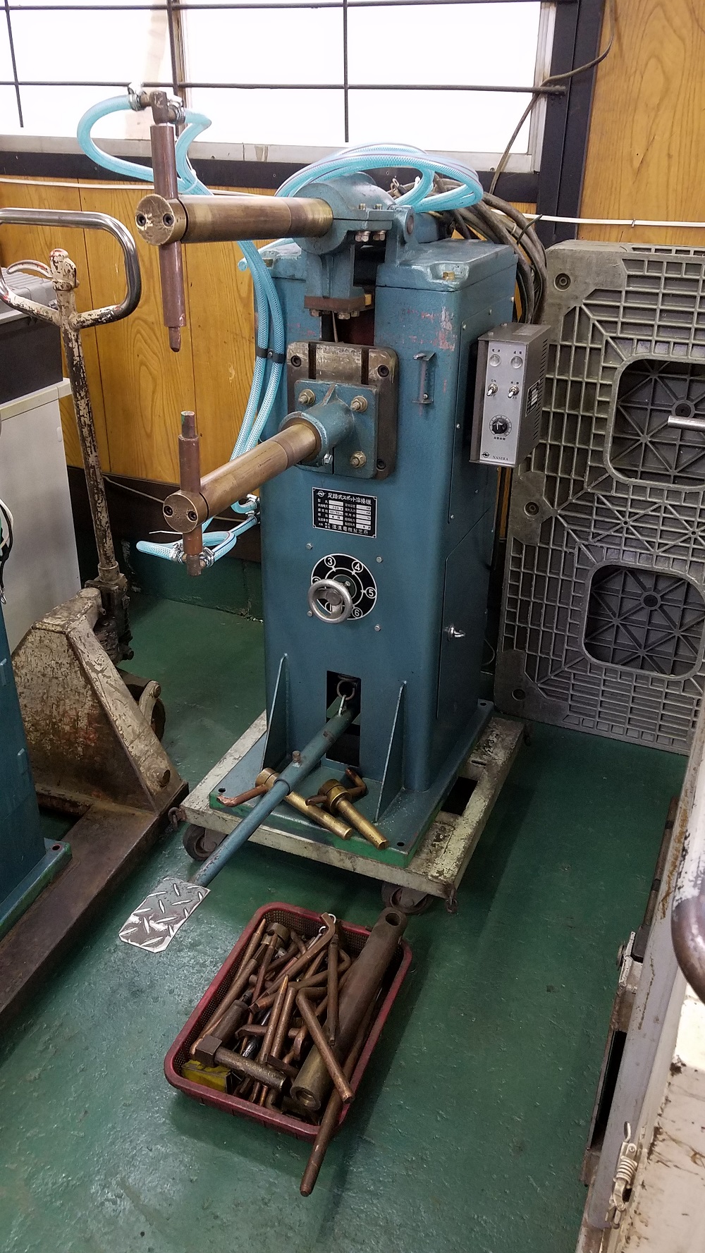 足踏みスポット溶接機　13KVA　浪速電気　SU-FR13